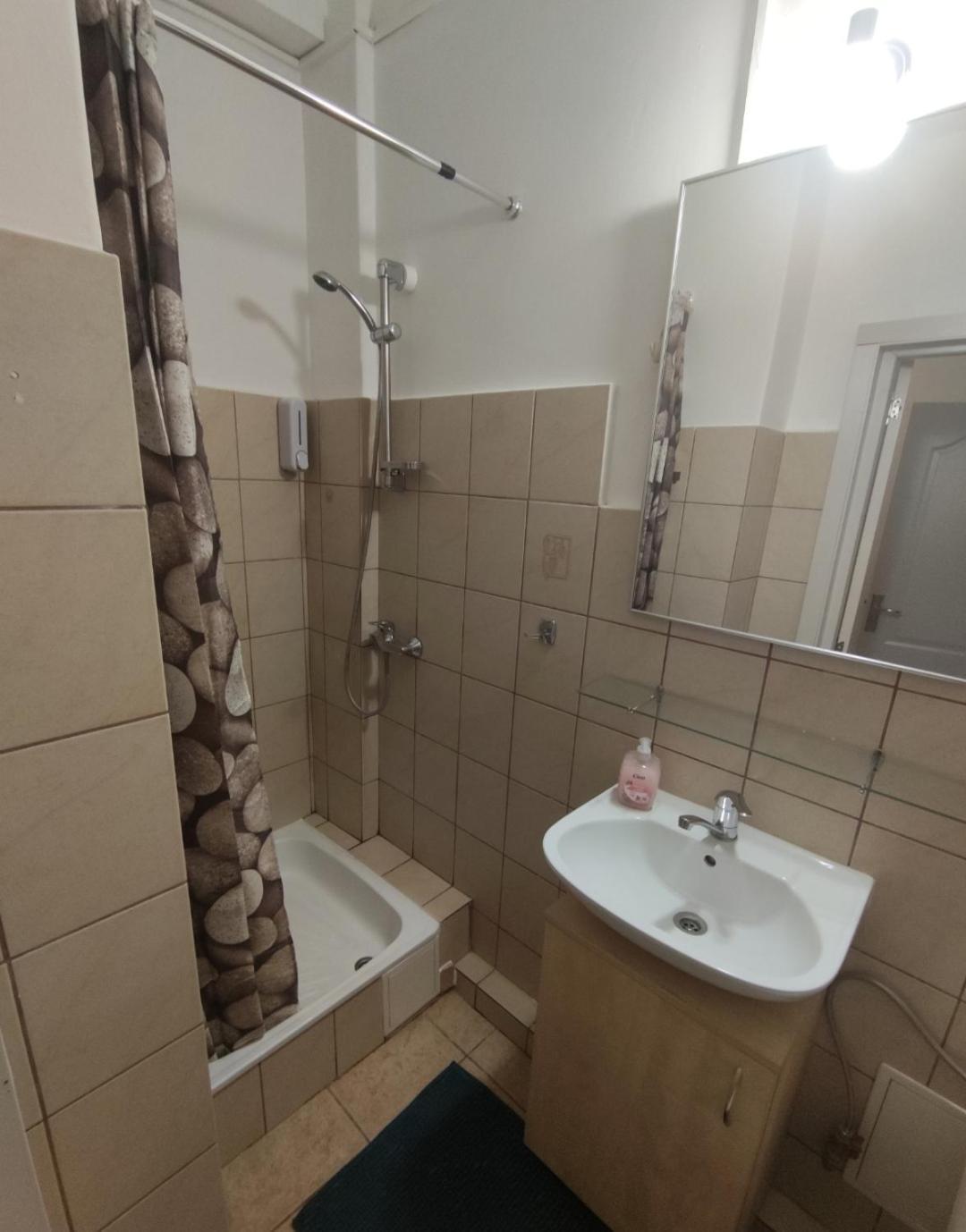 Christie'S 3 Central Apartment To Bucarest Luaran gambar